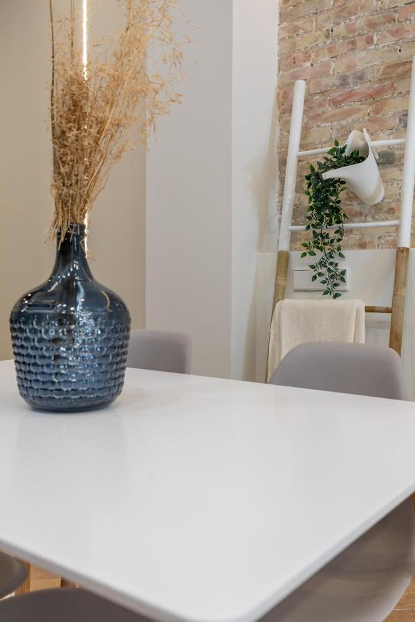 Apartamento Acogedor Centrico Mj Valencia Exterior foto